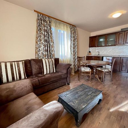 Private Apartments Next To Bellevue Residence Банско Екстериор снимка